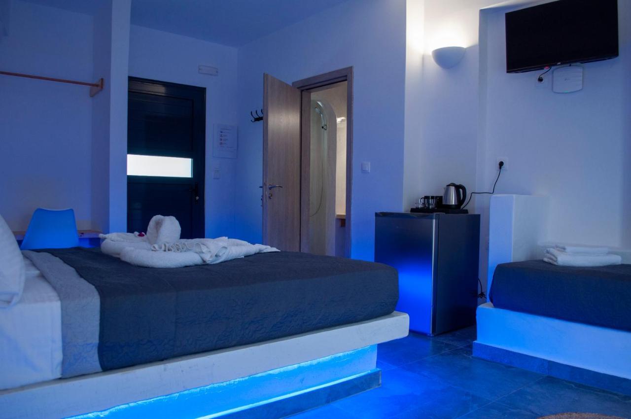 Sun Springs Suites Kamári Екстериор снимка