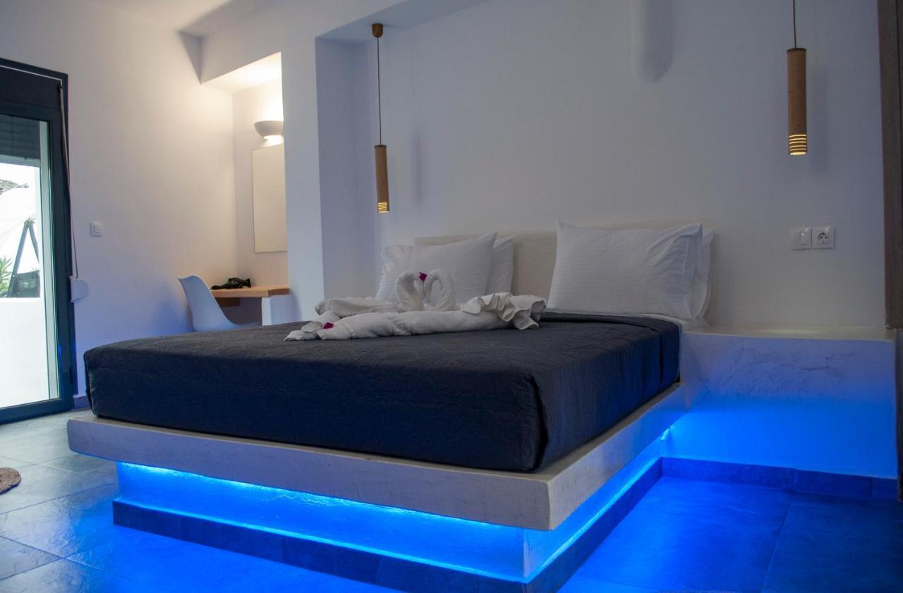 Sun Springs Suites Kamári Екстериор снимка
