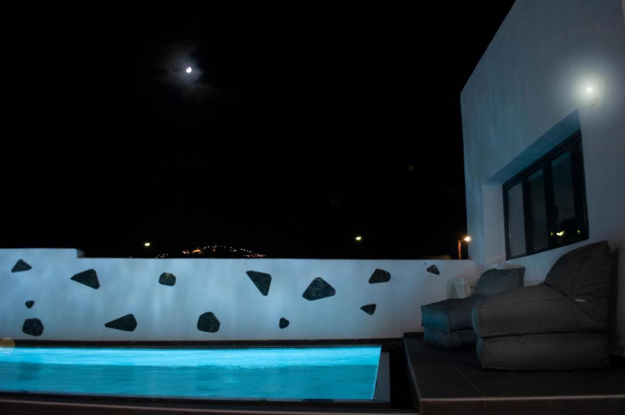 Sun Springs Suites Kamári Екстериор снимка