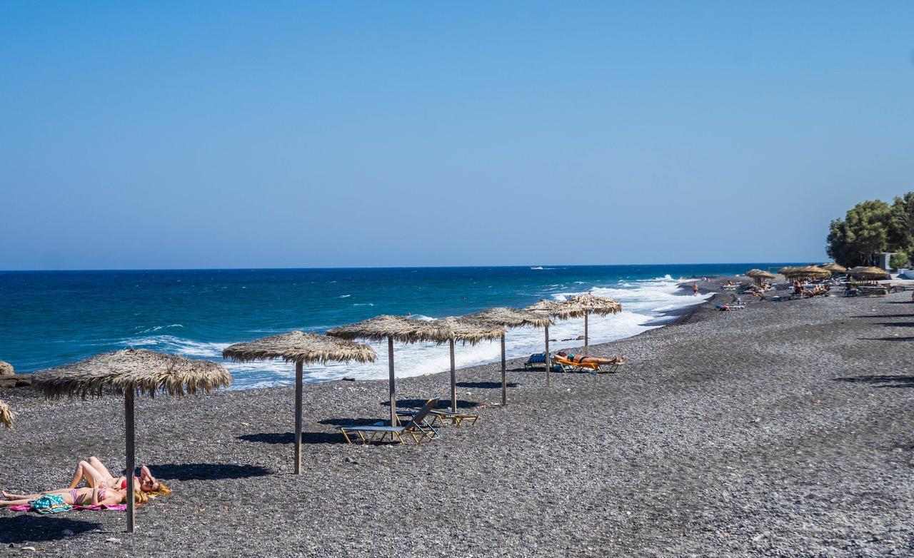 Sun Springs Suites Kamári Екстериор снимка