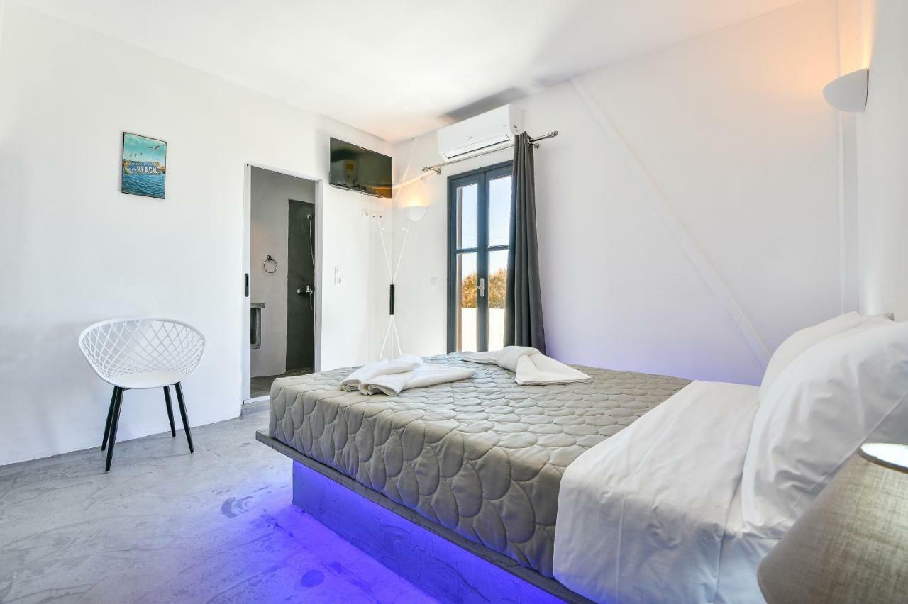 Sun Springs Suites Kamári Екстериор снимка