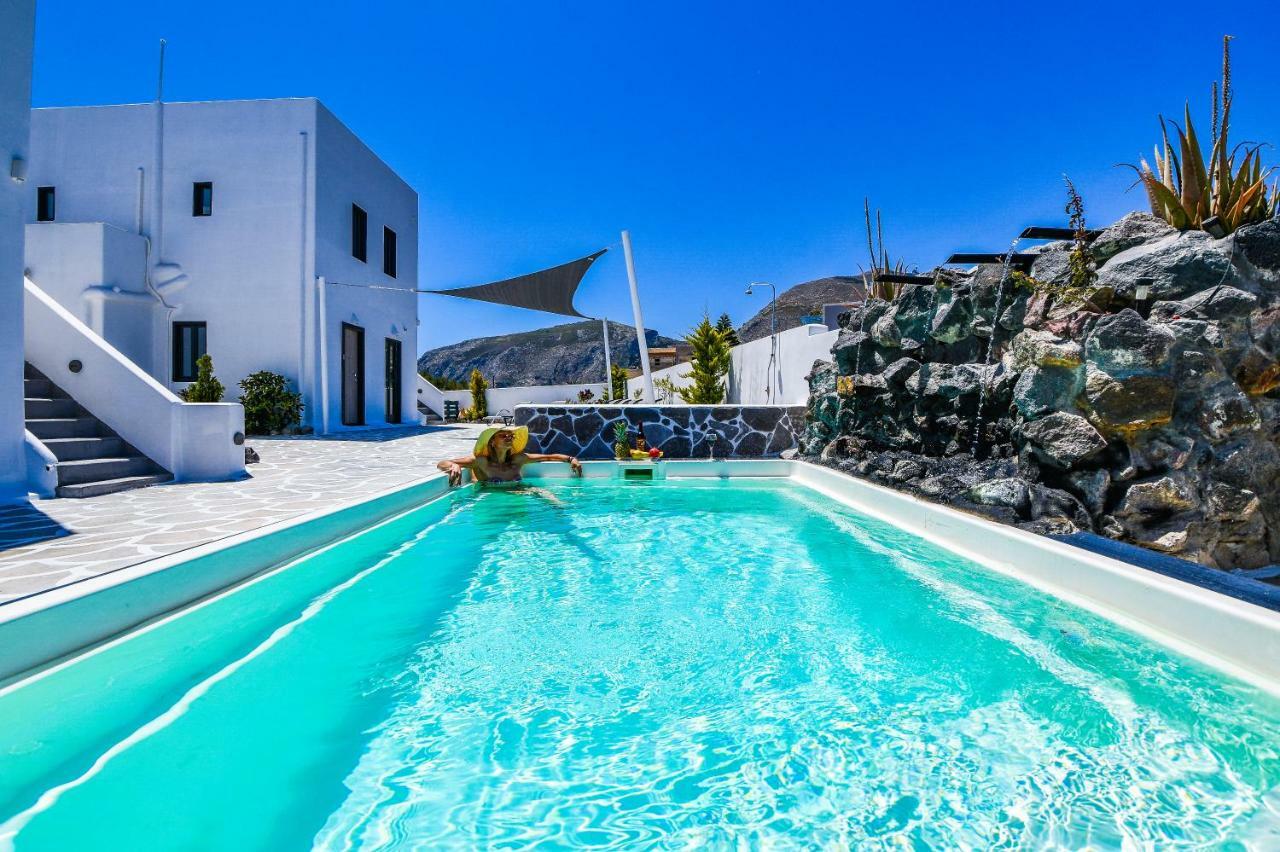 Sun Springs Suites Kamári Екстериор снимка