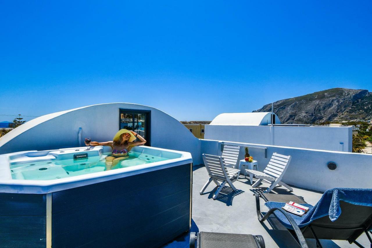 Sun Springs Suites Kamári Екстериор снимка